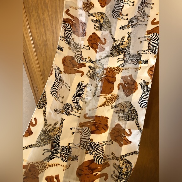 Safari Animal Print Scarf - Picture 3 of 5